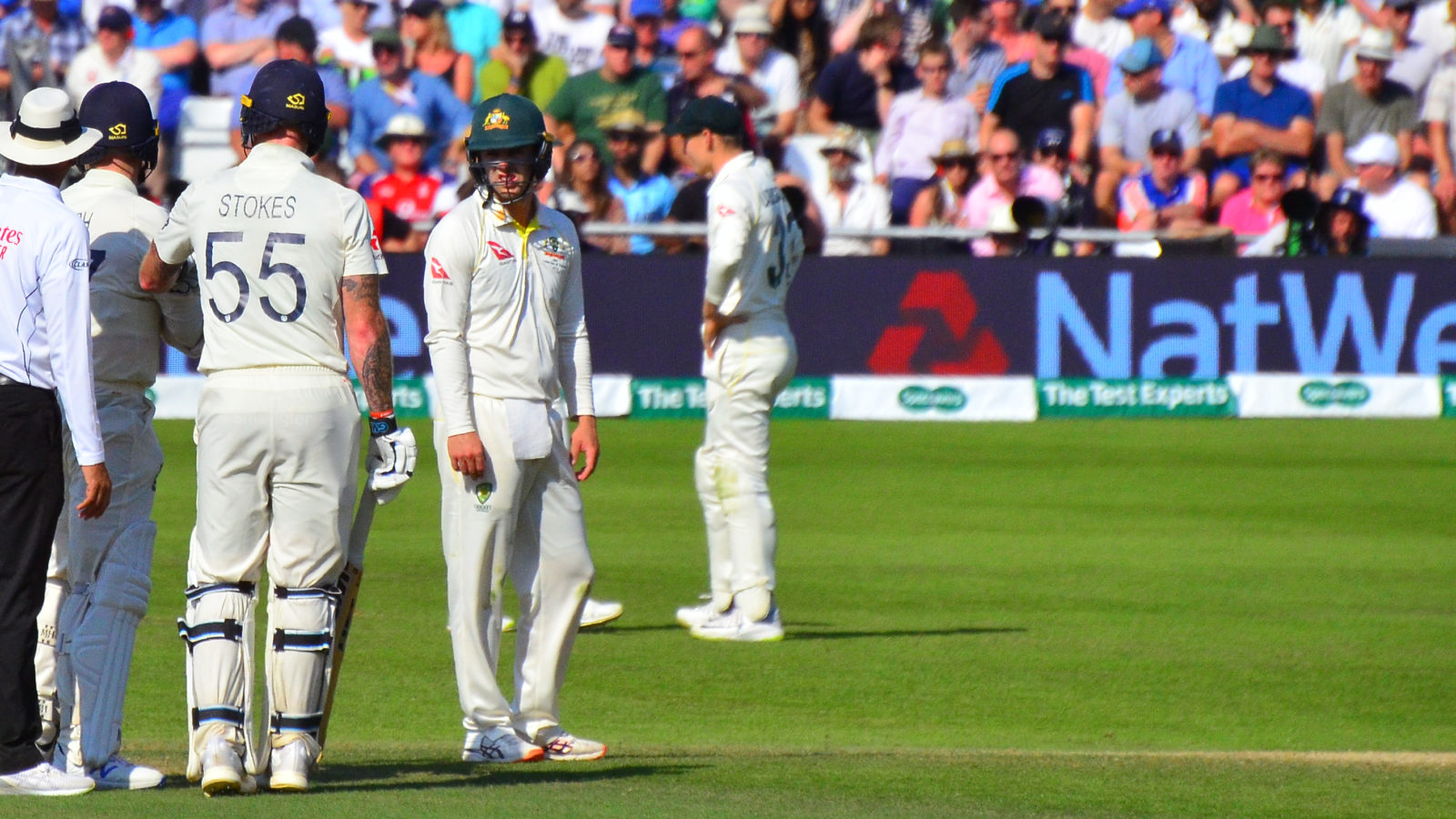 Travis Head Jack Leach and Ben Stokes 3rd Test of the 2019 Ashes