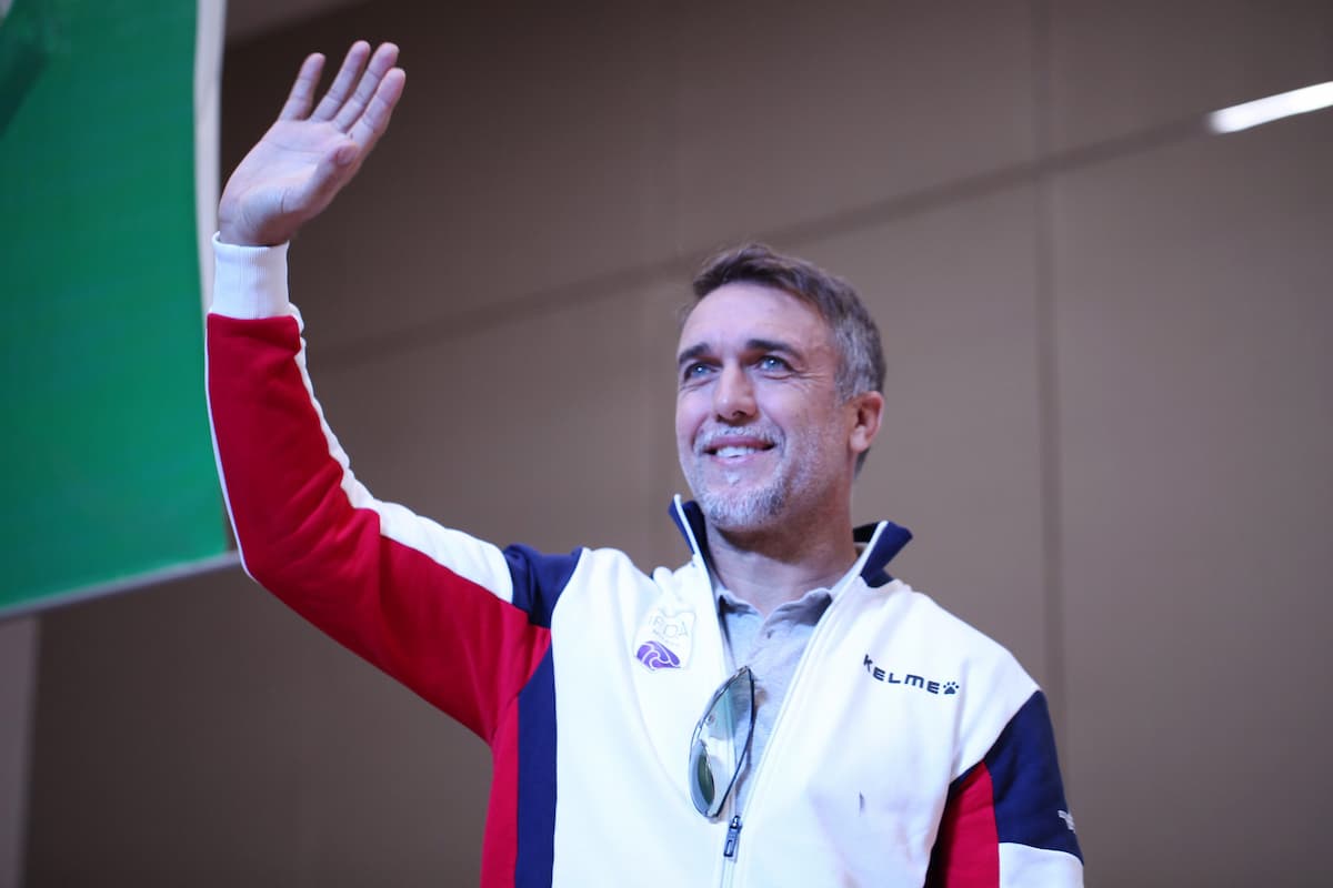 Uncover the complex relationship between Gabriel Batistuta and the FIFA World Cup despite his goal-scoring prowess.