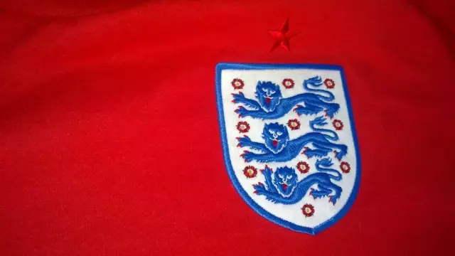 Grace Clinton scores on debut as England hit seven past Austria