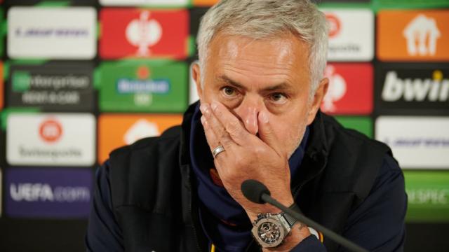 Furious Jose Mourinho Was Sent off for an Angry Outburst Against Atalanta
