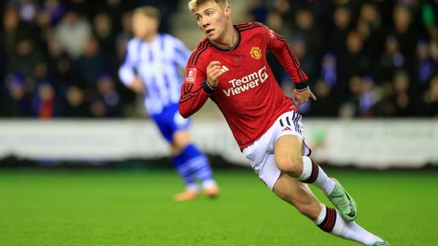Why is Rasmus Højlund Struggling?