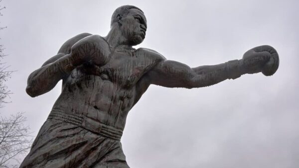 Larry Holmes: The Legacy of the Easton Assassin