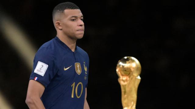 Top Football Stars Without Contracts This Summer – Who’s Up for Grabs?