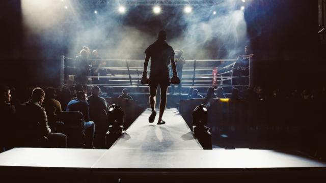 Teofimo Lopez Takes on Steve Claggett in a Battle of Titans!