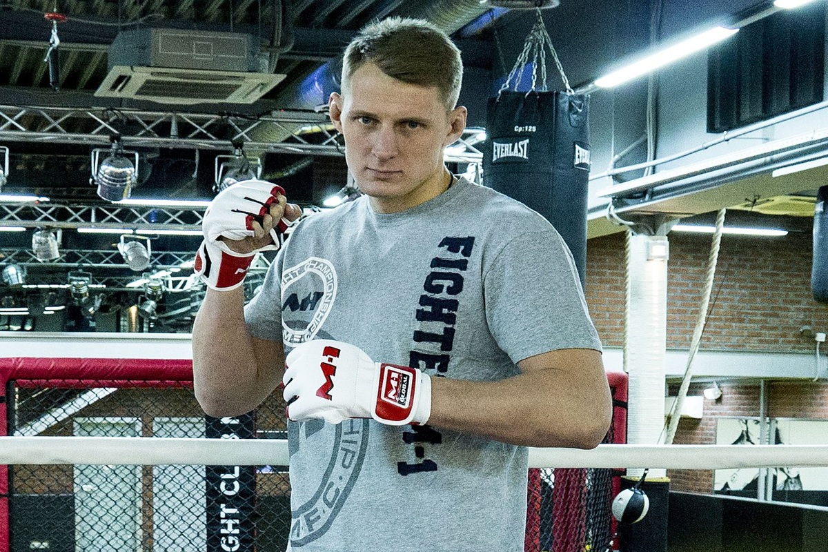 Volkov shares frustrations because of delay of Jones-Aspinall combat