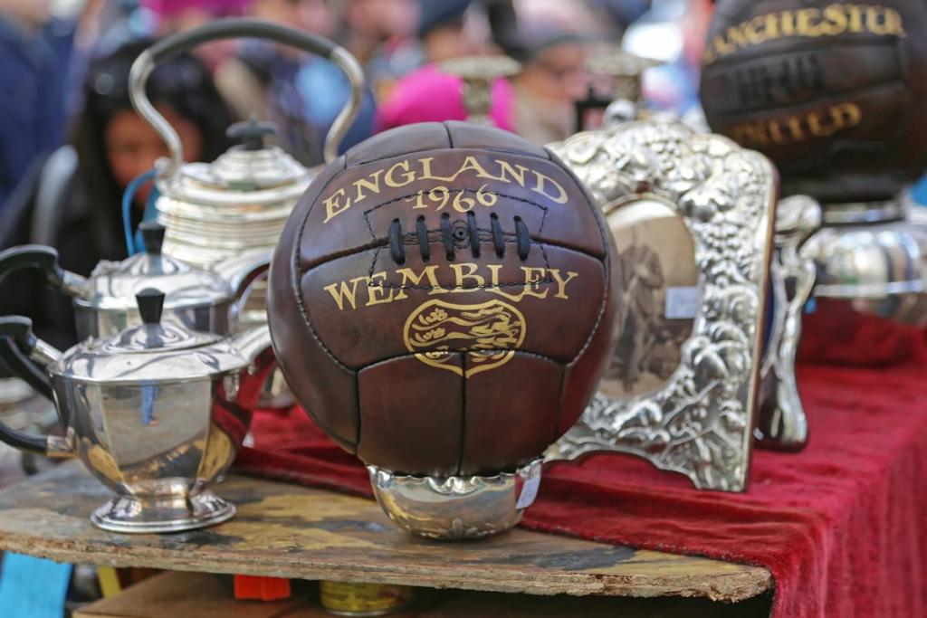 England 1966 World Cup squad celebrating victory at Wembley