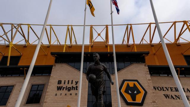 Relentless on the Frontline: Kevin Doyle’s Wolves Survival Story