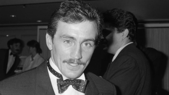 Barry McGuigan boxing career, world champion and Irish legend