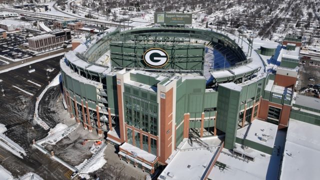 Lambeau Magic, Colts Misery