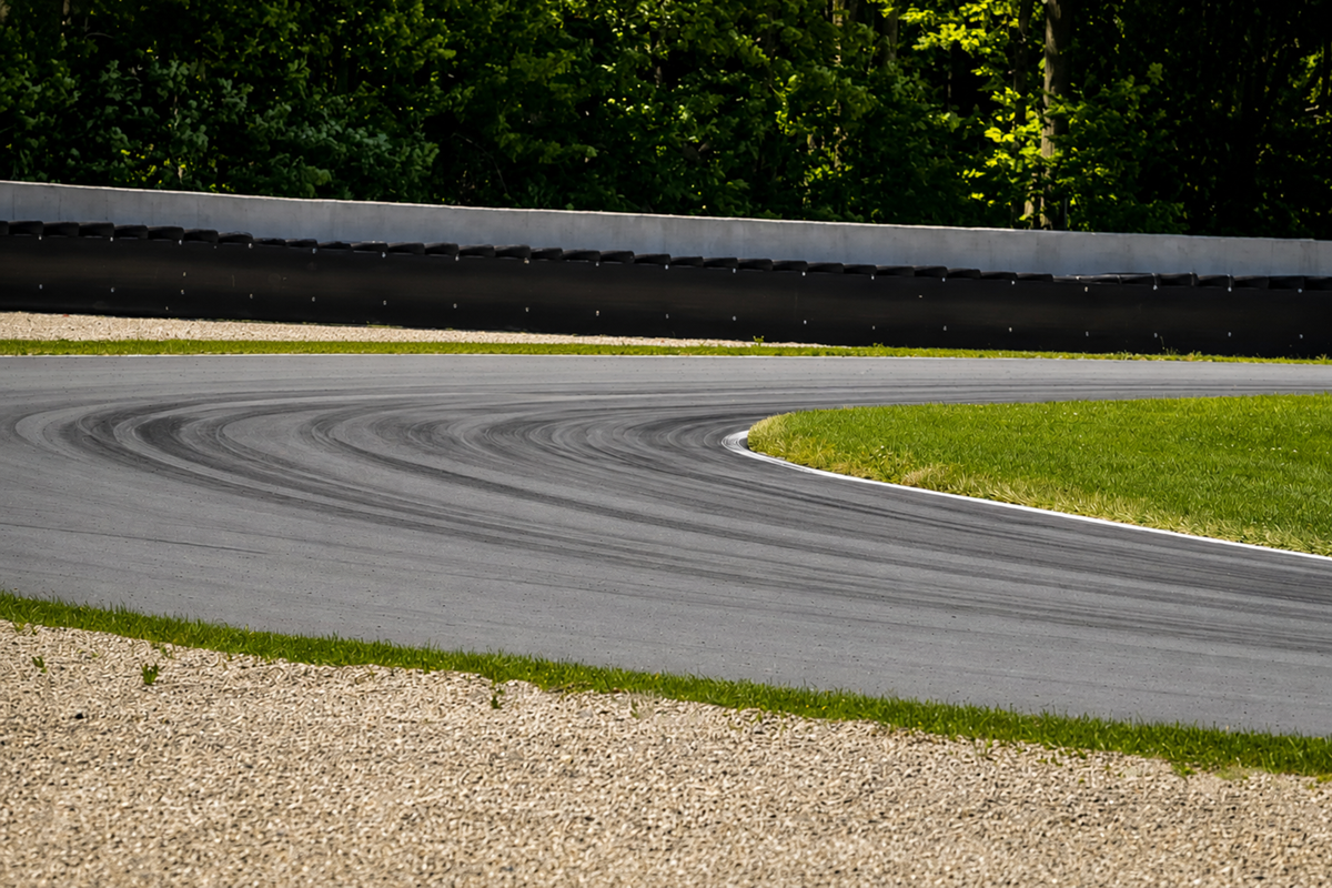 Lundgaard Wins Chaotic IndyCar Road America Race as Palou Penalised