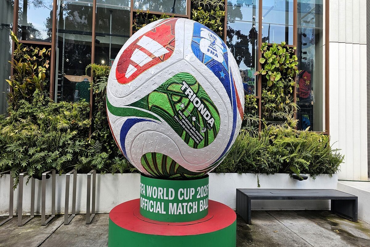 The Ghost of the Jabulani: Why Are Goalkeepers Struggling With the 2026 World Cup Ball?